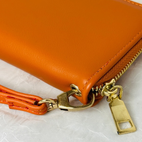 Unbranded | Elegant Orange Wristlet Clutch - Picture 2 of 5